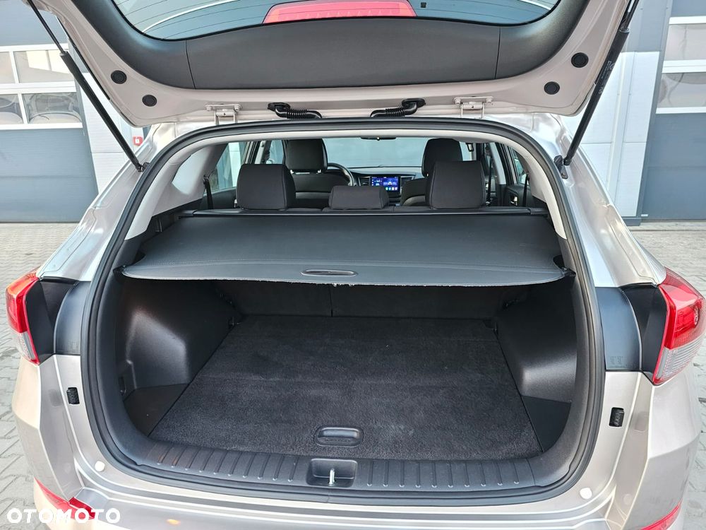 Hyundai Tucson blue 1.6 GDi 2WD Passion - 19