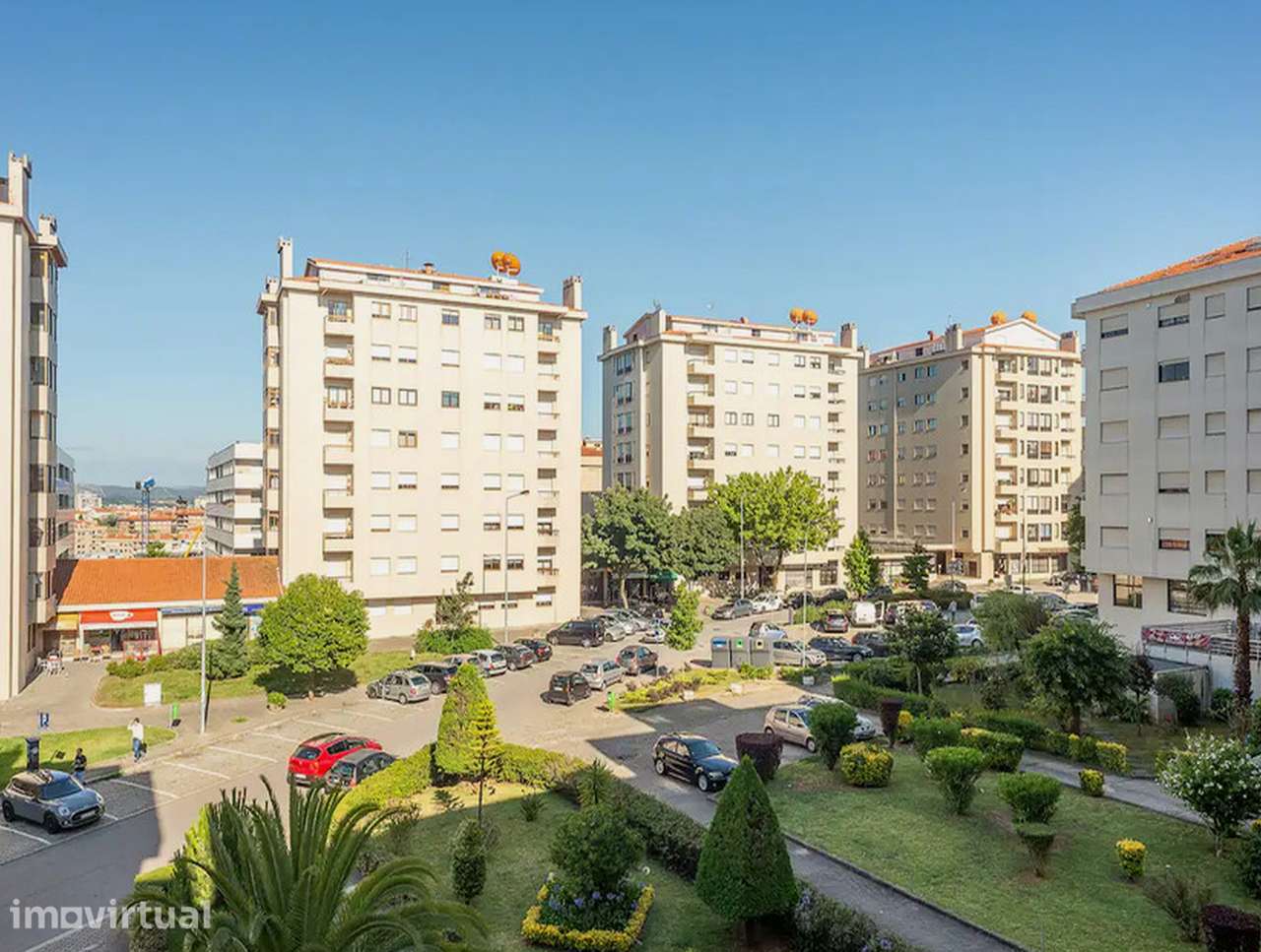 T2 em Vila Nova de Gaia com varanda e elevador - Grande imagem: 4/22