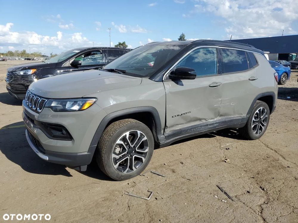 Jeep Compass - 2