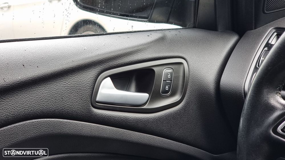 Ford Kuga 1.5 TDCi Titanium - 24