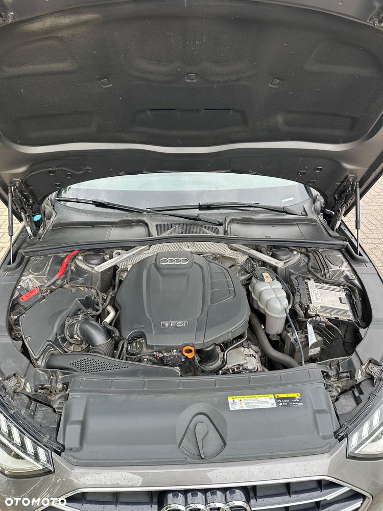 Audi A4 Limousine 35 TFSI S tronic design - 18
