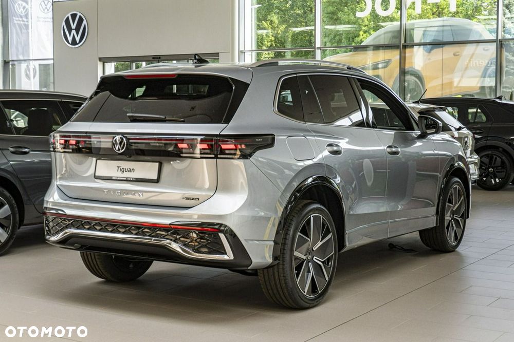 Volkswagen Tiguan - 8