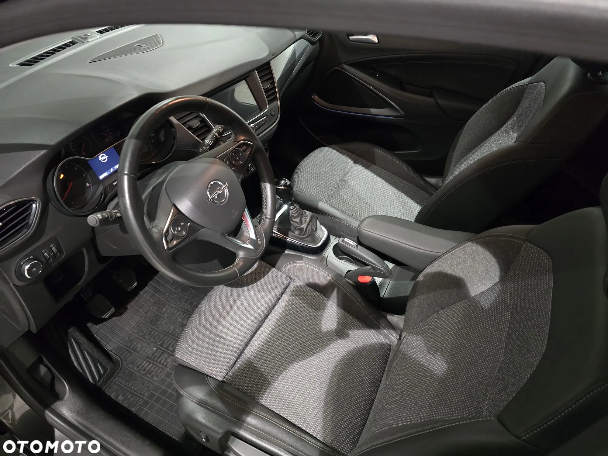 Opel Crossland 1.2 T Elegance - 10