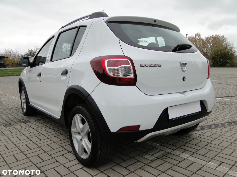 Dacia Sandero Stepway TCe 90 Prestige - 28