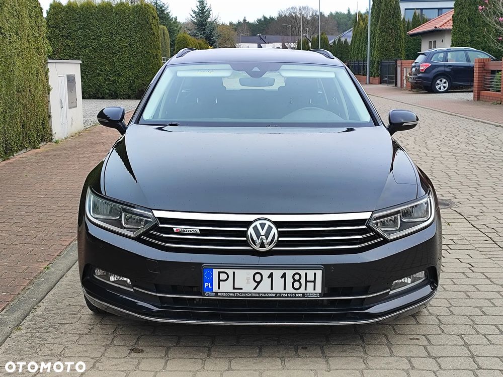 Volkswagen Passat 2.0 TDI SCR DSG 4Motion Elegance - 2