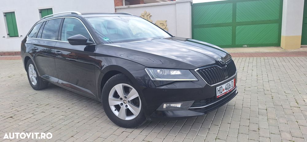 Skoda Superb 2.0 TDI DSG Style - 11
