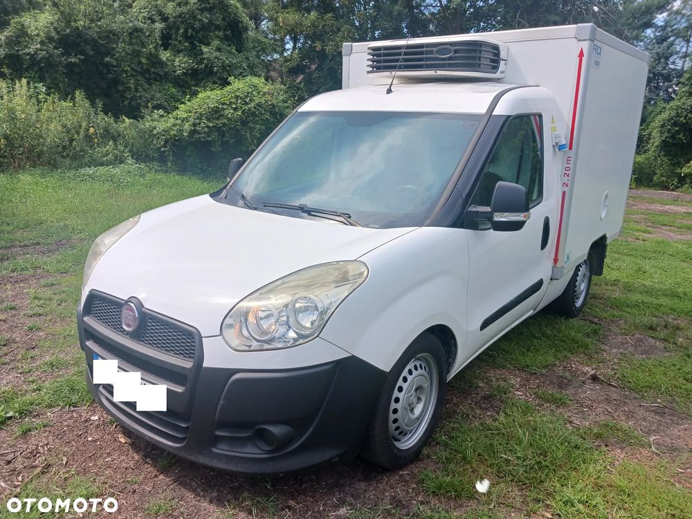 Fiat Doblo 1.3 JTD 2015r Izoterma chlodnia Mroźnia Agregat 230V lodziarka mrożonka - 17