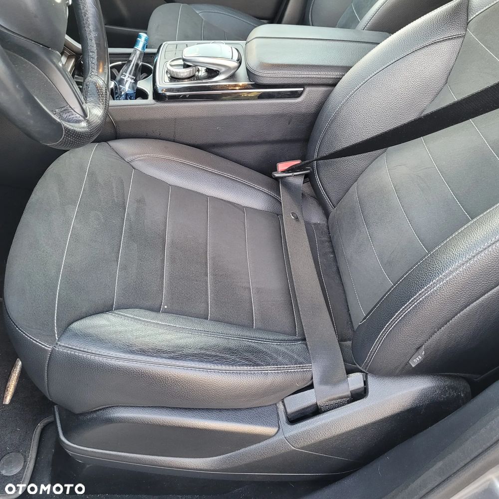 Mercedes-Benz GLE 350 d 4-Matic - 11