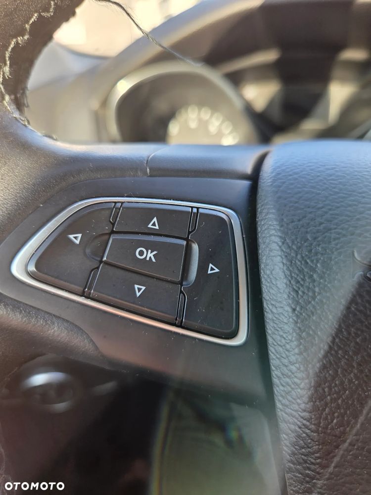 Ford Focus 1.6 Edition - 14