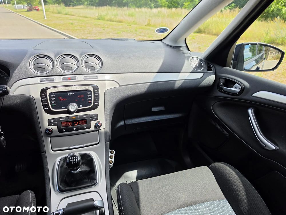 Ford S-Max 2.0 TDCi DPF Titanium - 9