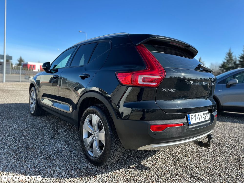 Volvo XC 40 T3 Momentum Pro - 3