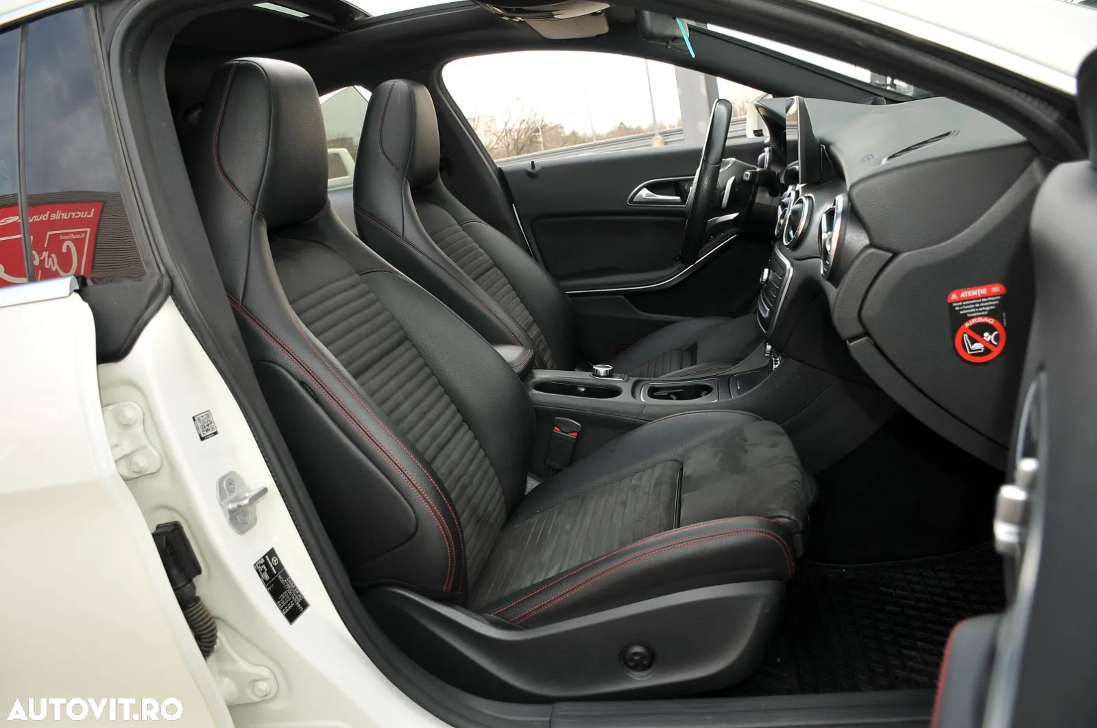 Mercedes-Benz CLA 220 d 4MATIC Aut. - 20