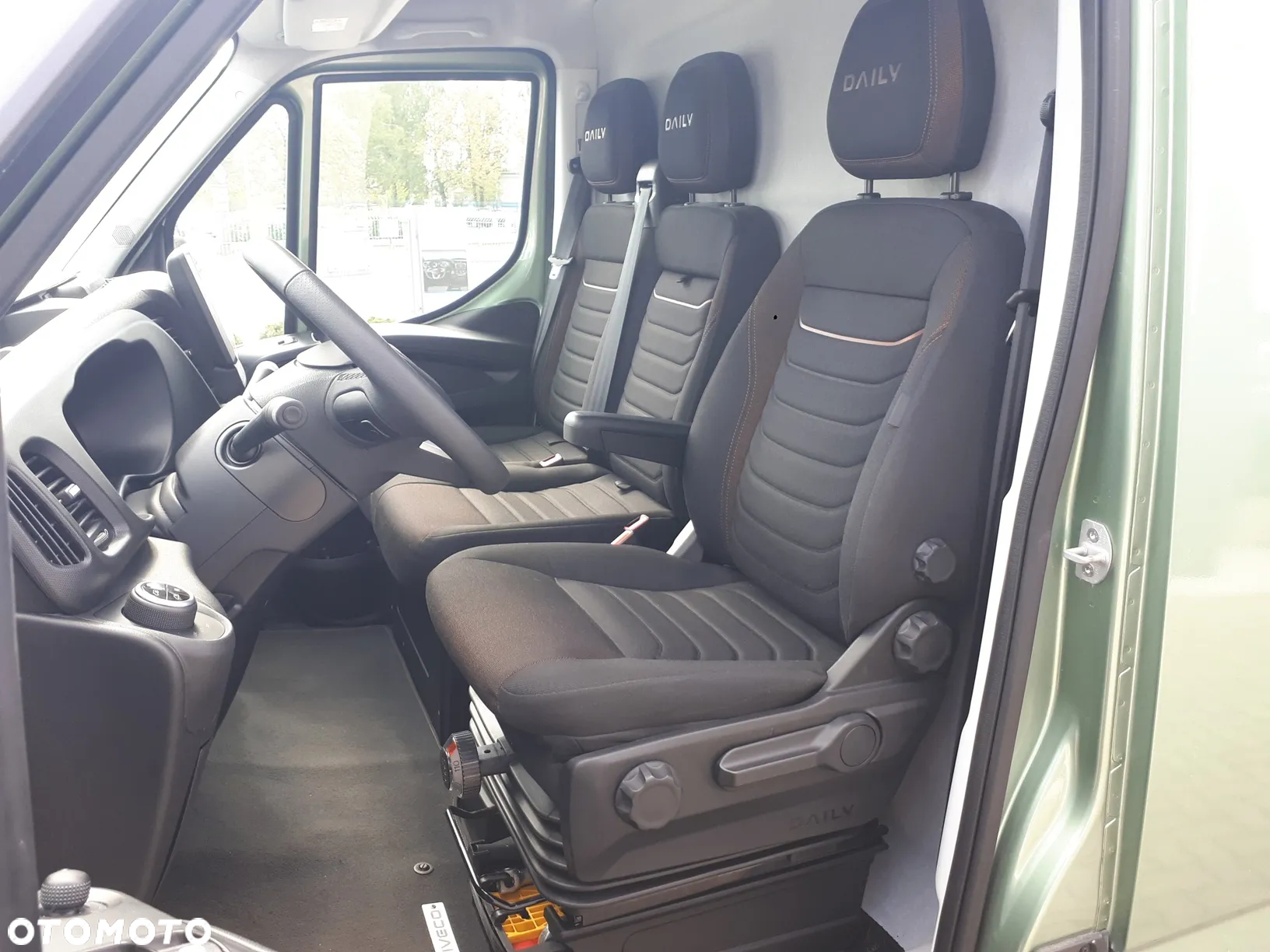Iveco Daily 35S18HA8V/P,  zawieszenie AirPro, - 7