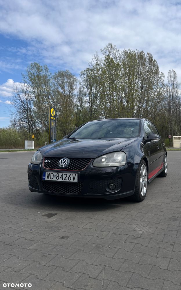 Volkswagen Golf 2.0 GTI - 2
