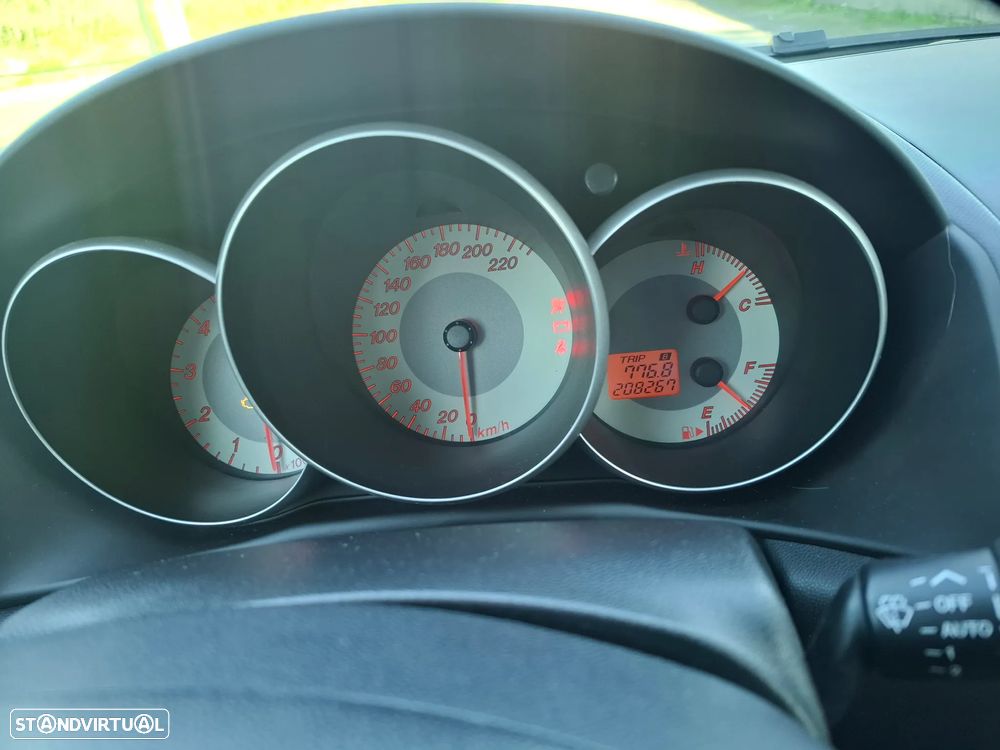 Mazda 3 MZ-CD 1.6 Exclusive - 16