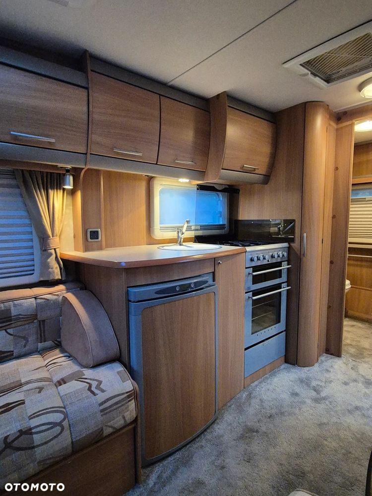 SWIFT Challenger 480 - 9