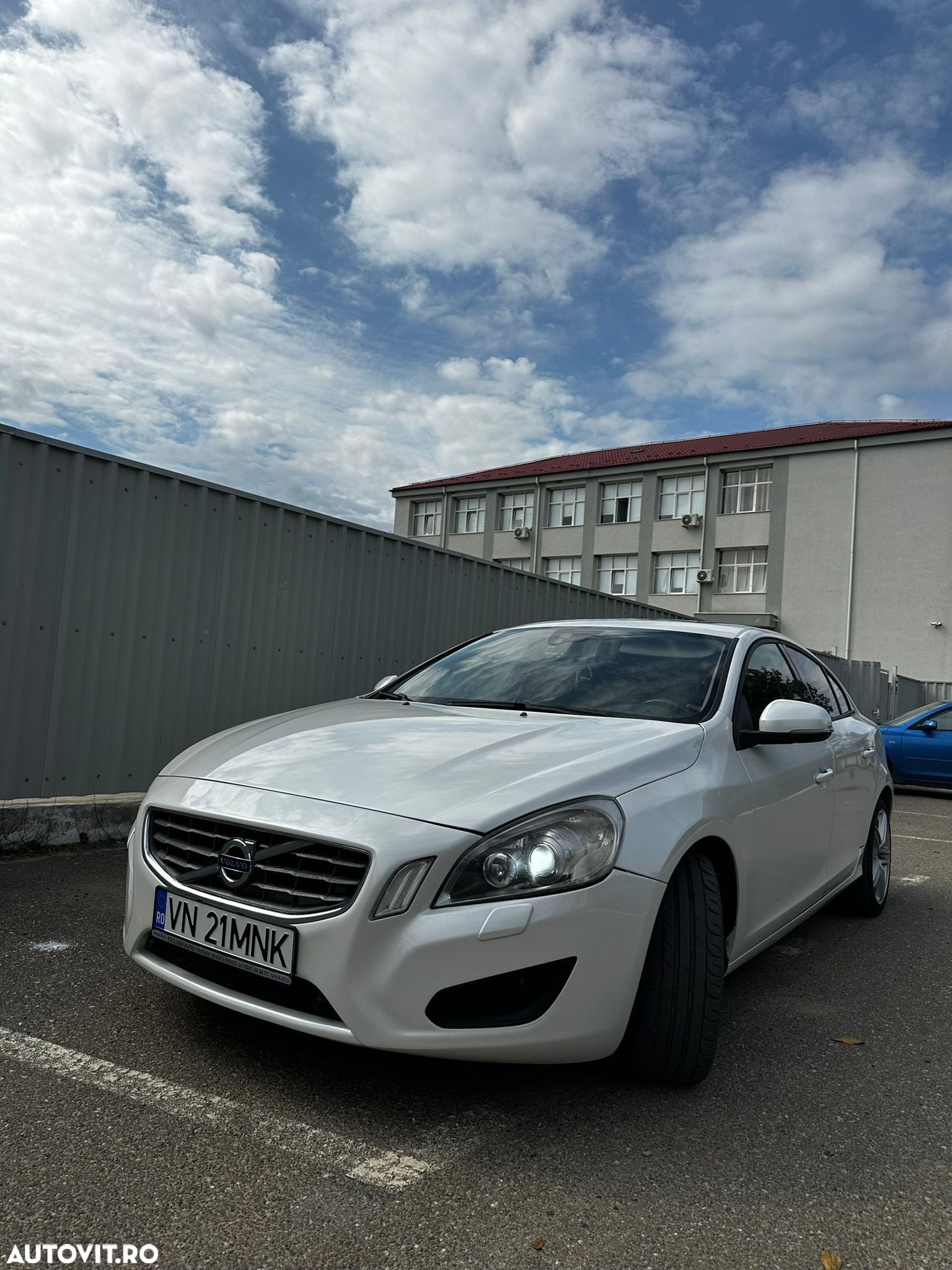 Volvo S60 D3 Geartronic - 1