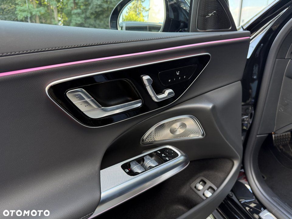 Mercedes-Benz Klasa E - 13