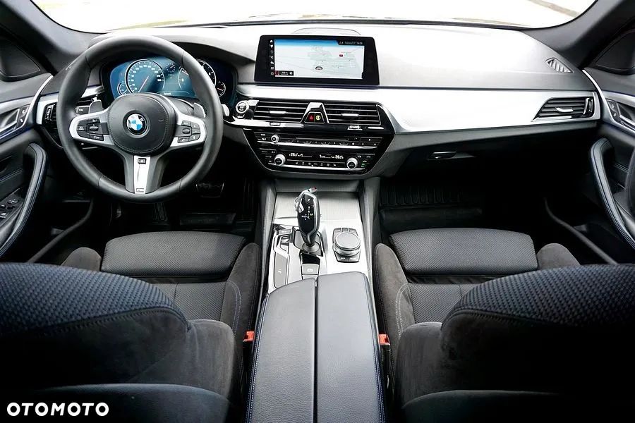 BMW Seria 5 520d M Sport sport - 31