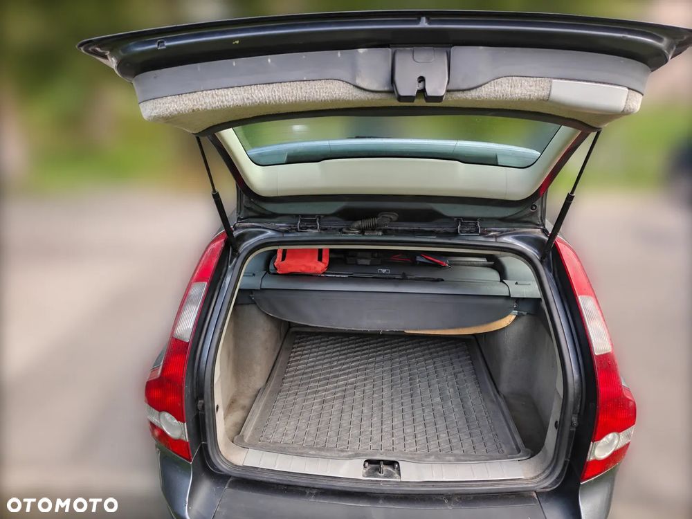 Volvo V50 2.0D Momentum - 6