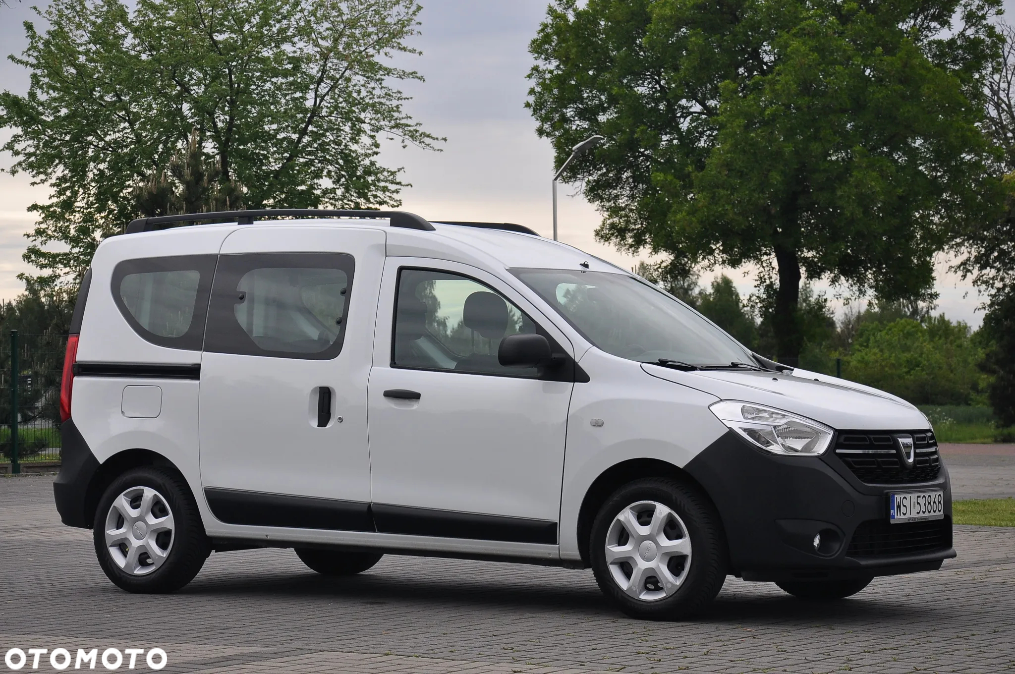 Dacia Dokker SCe 100 Ambiance - 11