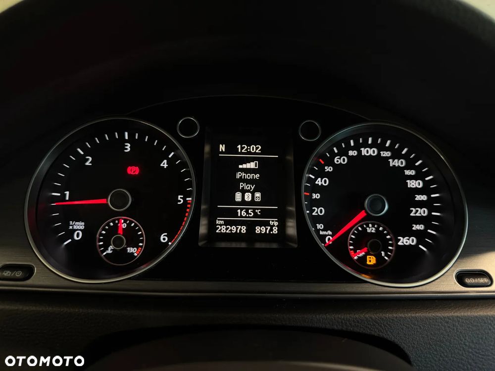 Volkswagen Passat Variant 2.0 TDI 4Motion BlueMotion Technol Comfortline - 12