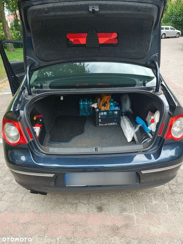 Volkswagen Passat 1.8 TSI Comfortline - 10