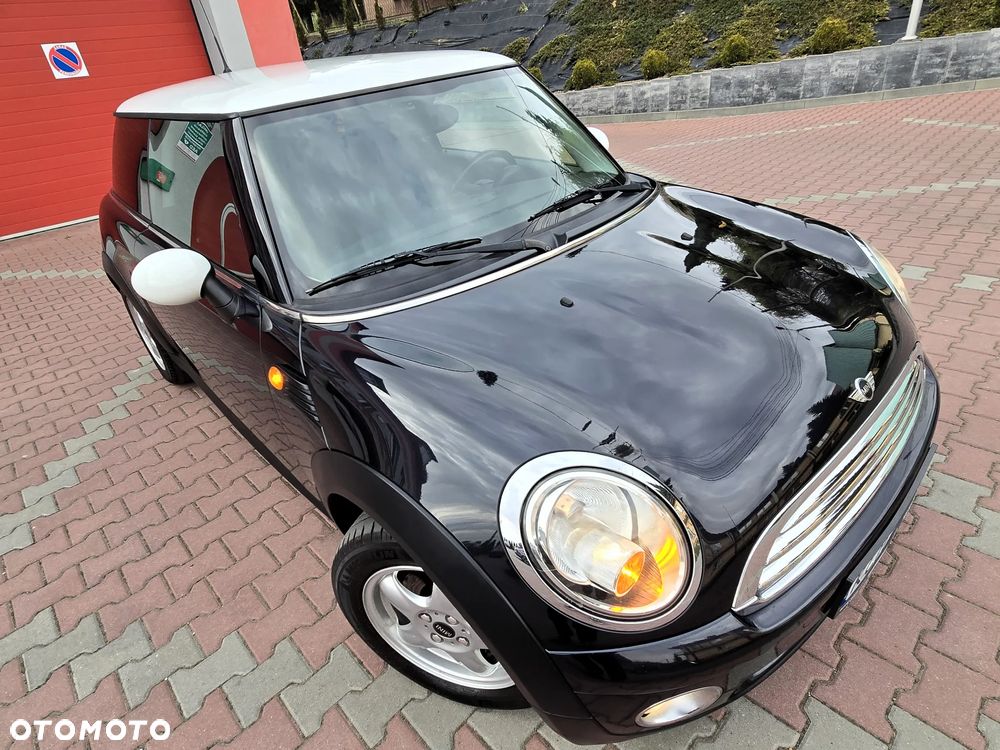 MINI Cooper Standard - 12