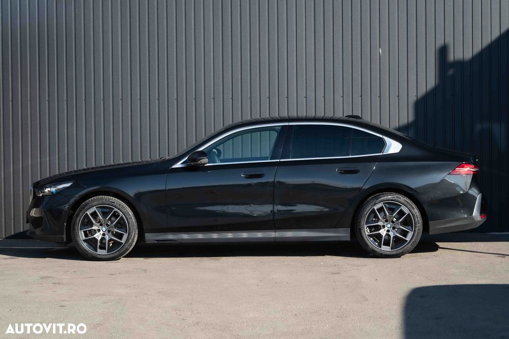 BMW Seria 5 520d xDrive Aut. - 9