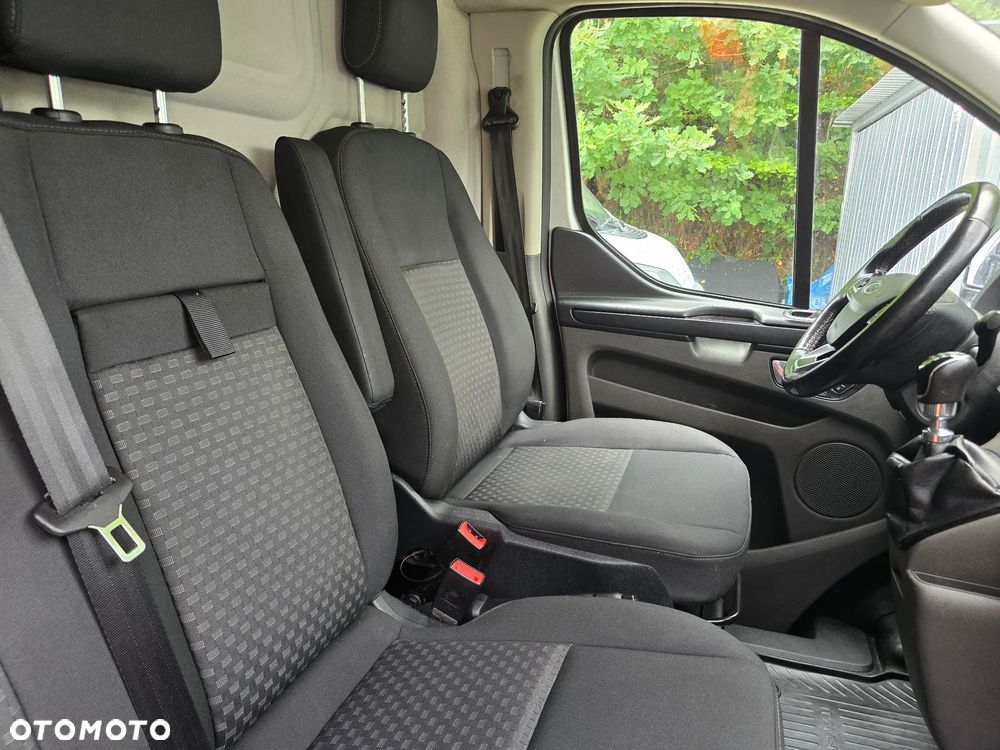 Ford Transit Custom - 18