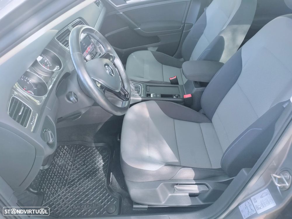 VW e-Golf Standard - 10