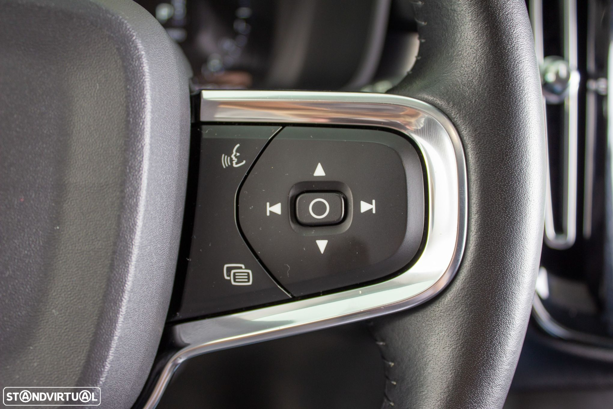 Volvo XC 40 1.5 T5 PHEV Inscription - 19