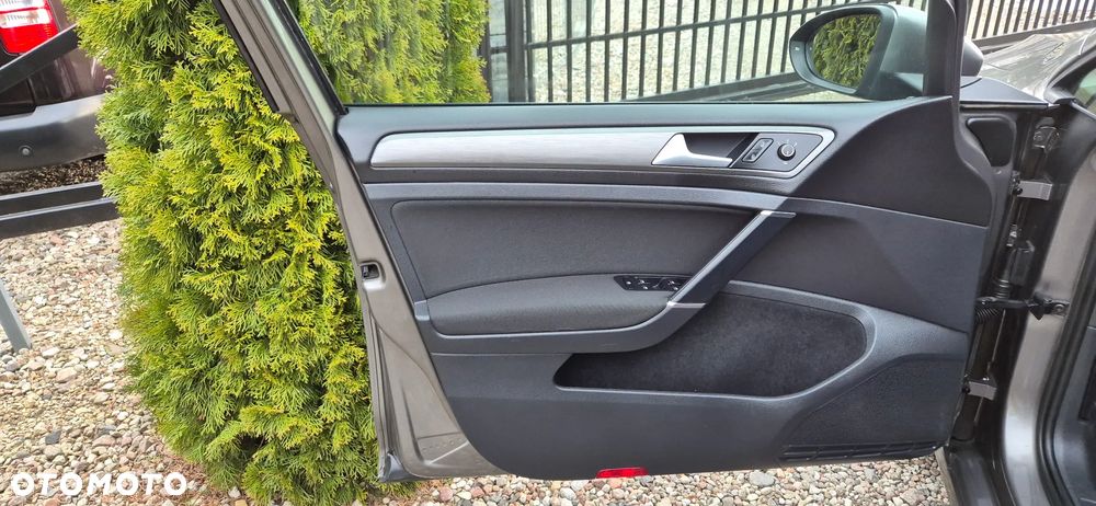 Volkswagen Golf 1.2 TSI BlueMotion Technology Trendline - 26