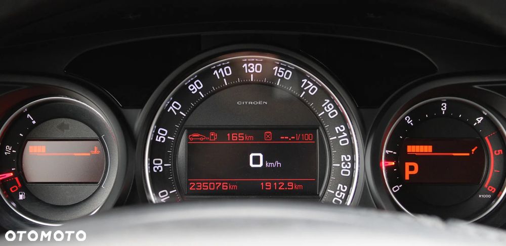 Citroën C5 HDi 200 FAP Exclusive - 40