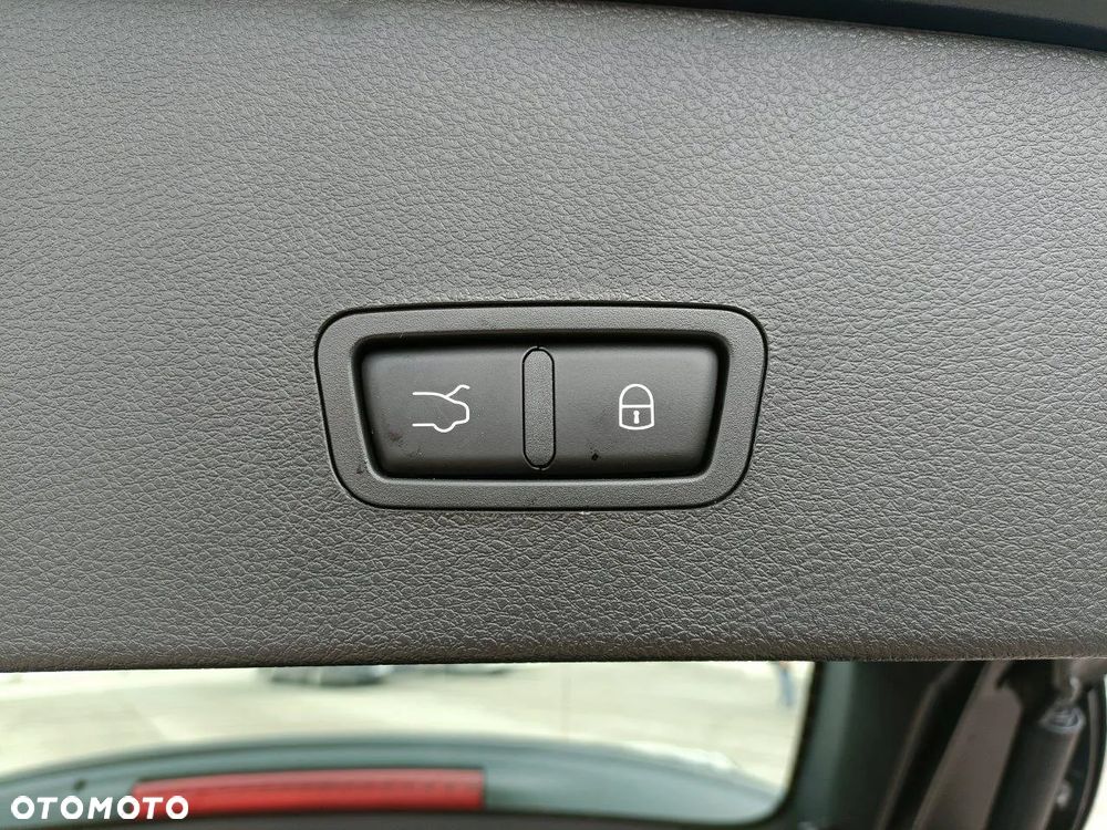 Alfa Romeo Tonale 1.5 T4 GSE mHEV TI DCT - 13