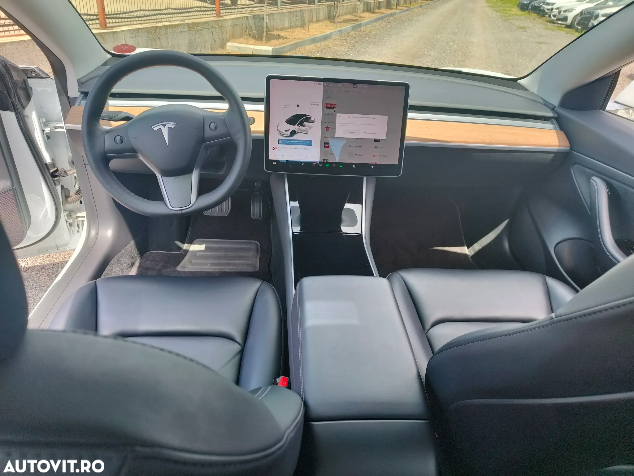 Tesla Model 3 Standard Reichweite Plus Hinterradantrieb - 7
