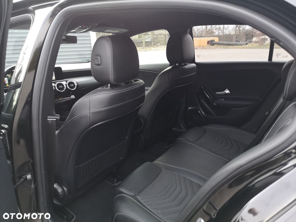 Mercedes-Benz Klasa A 180 d Edition 1 7G-DCT - 10