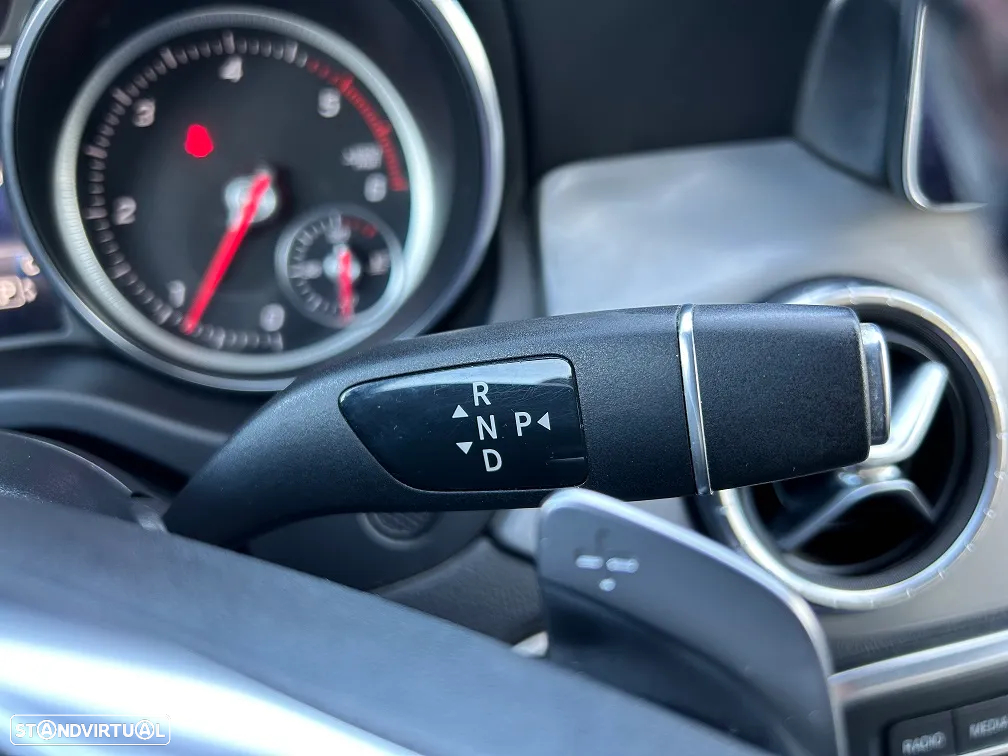 Mercedes-Benz CLA 220 Shooting Brake (CDI) d 7G-DCT AMG Line - 28