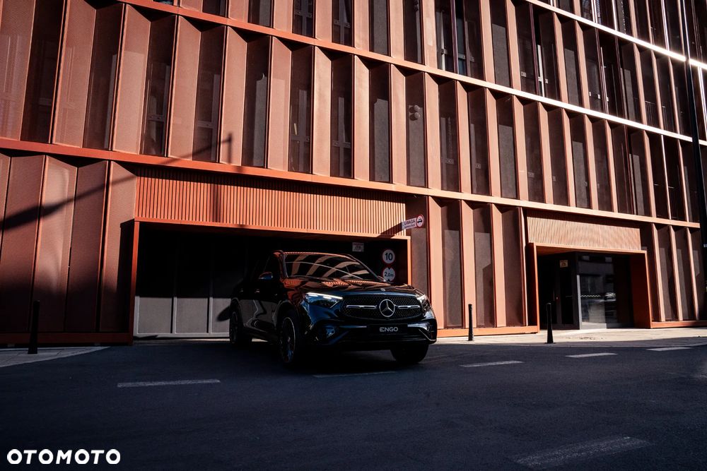 Mercedes-Benz GLC 300 mHEV 4-Matic AMG Line - 21