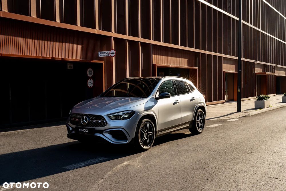 Mercedes-Benz GLA 200 mHEV AMG Line 7G-DCT - 12