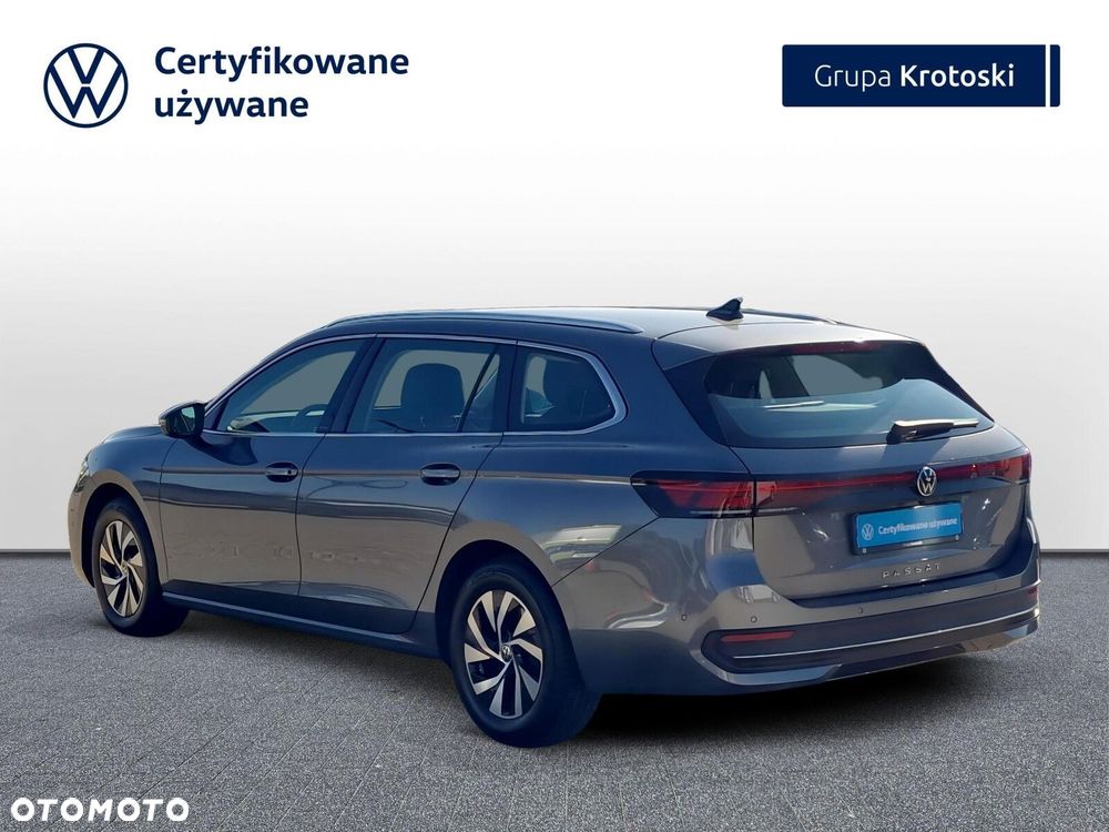 Volkswagen Passat - 6