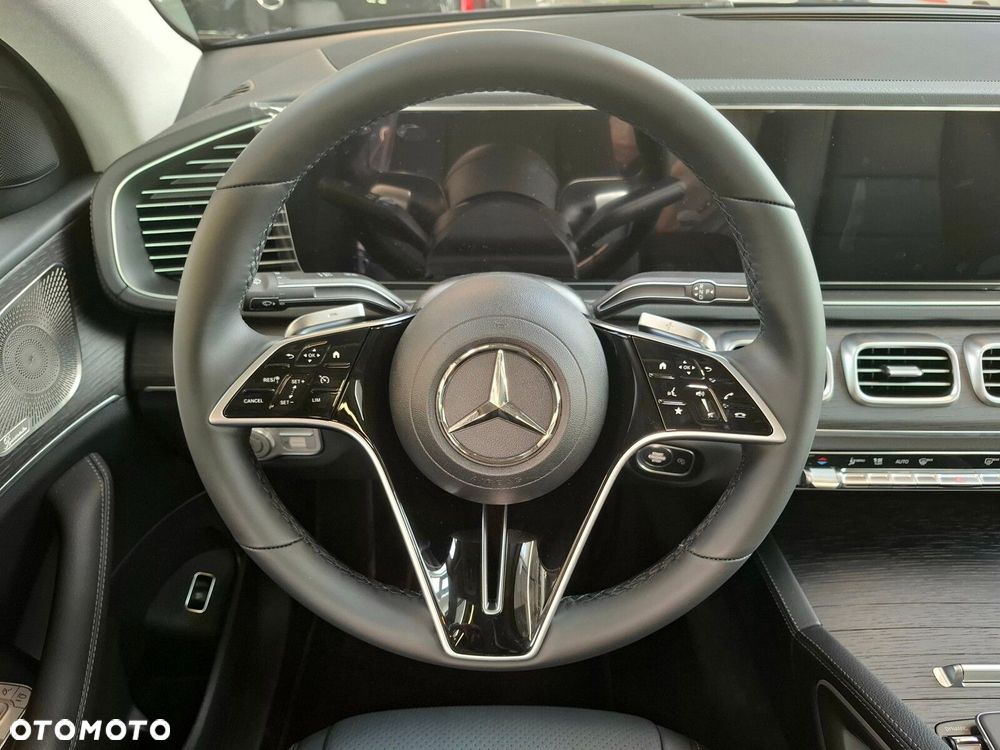 Mercedes-Benz GLE - 18