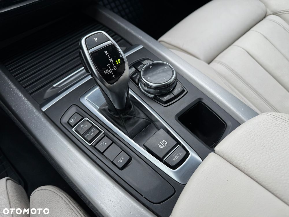 BMW X5 xDrive25d - 25