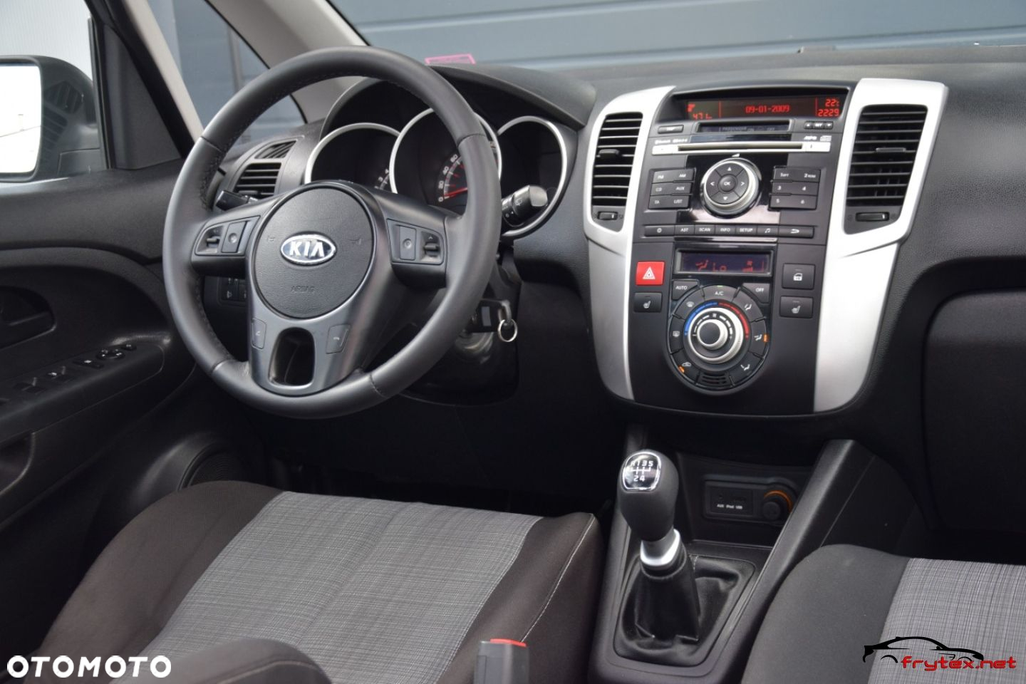 Kia Venga - 26