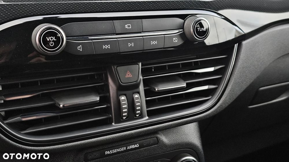 Ford Kuga 2.5P PHEV FWD ST-Line X - 28