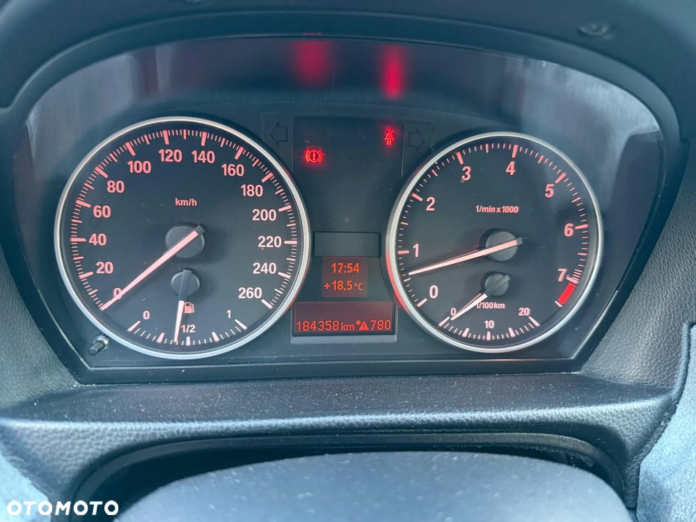 BMW Seria 3 320i - 20