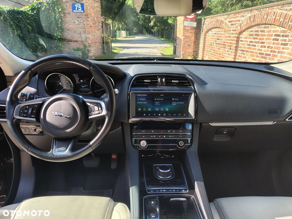 Jaguar F-Pace 2.0 i4P AWD Prestige - 7