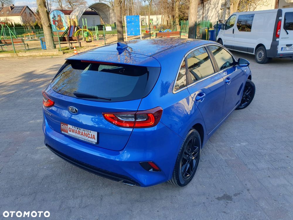 Kia Ceed - 37