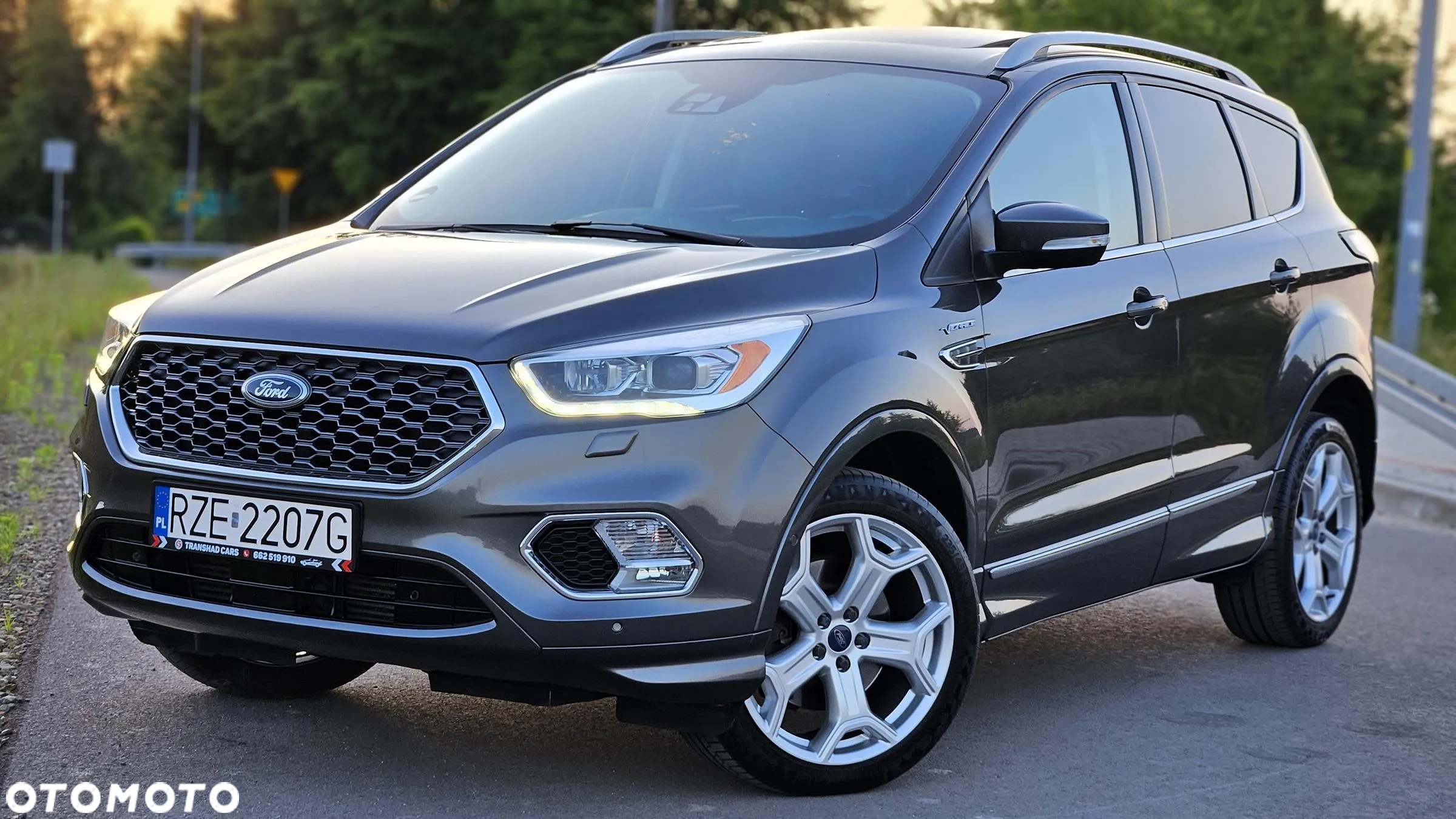 Ford Kuga 2.0 TDCi 4x4 Vignale - 12