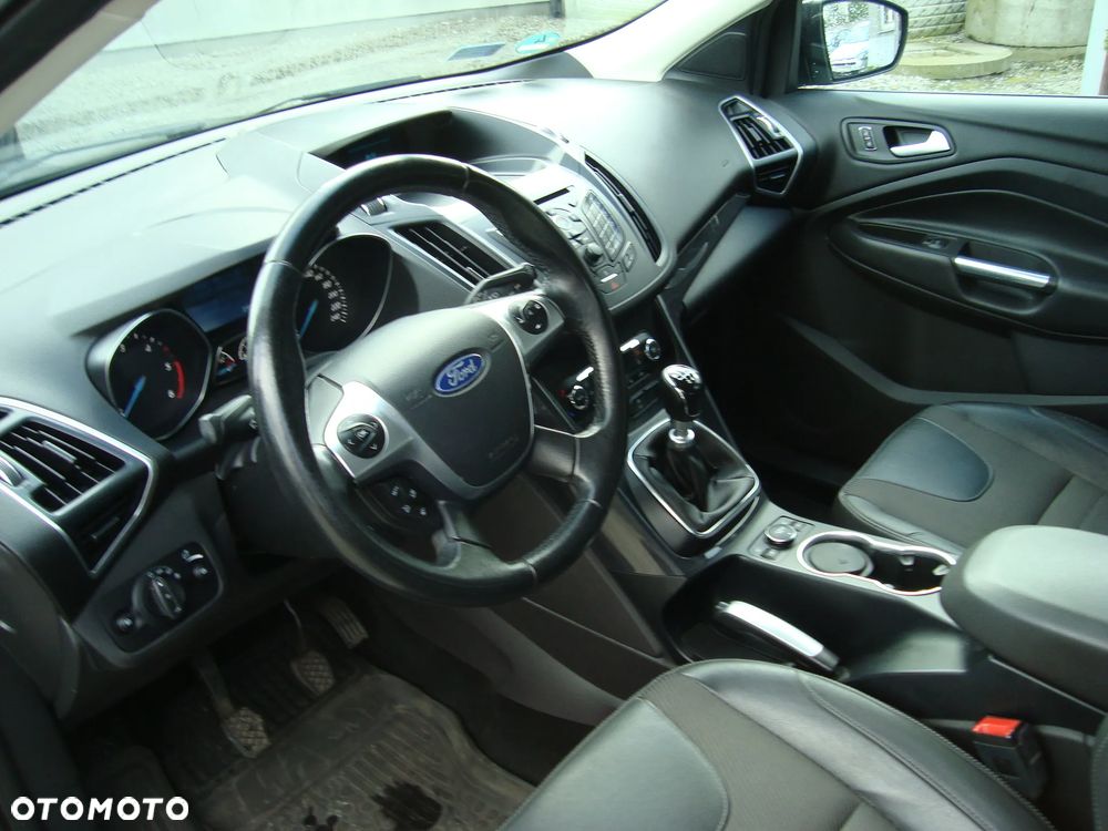Ford Kuga - 9